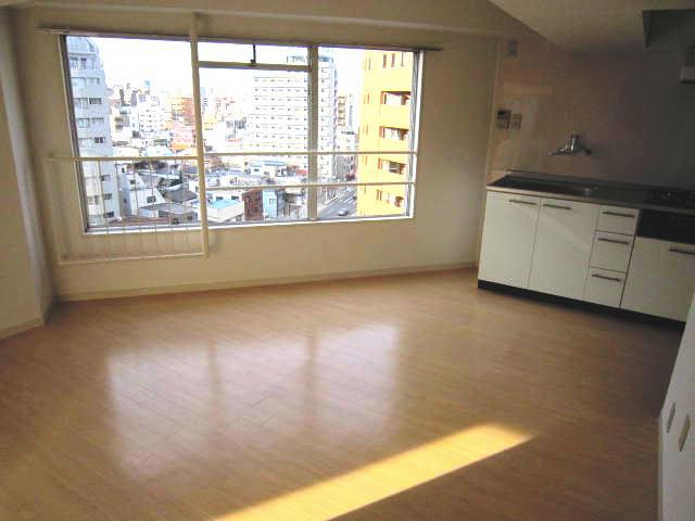 Same specifications photos (living)