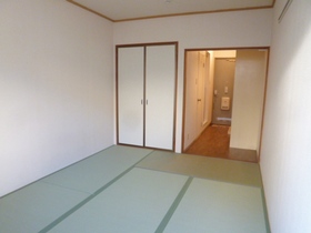 Living and room. Japanese-style loose