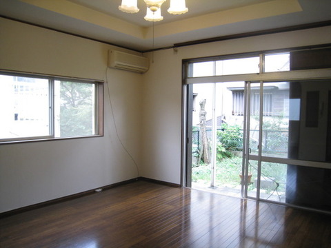 Living and room. lighting equipment ・ Air conditioning is excluded from the performance guarantee