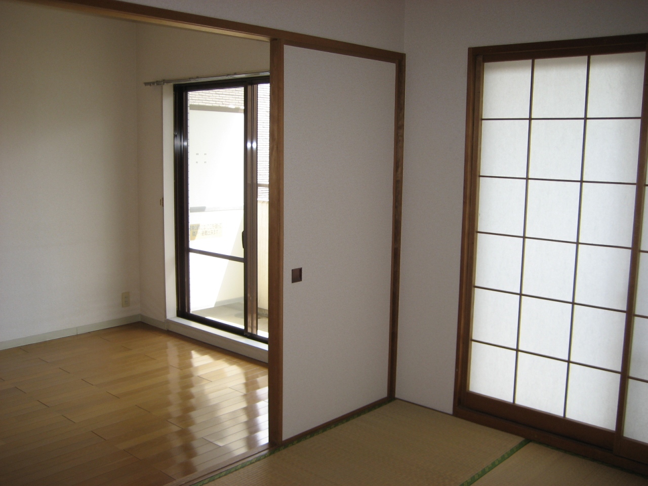 Living and room. Japanese-style room 6 quires ・ Dining 6 Pledge