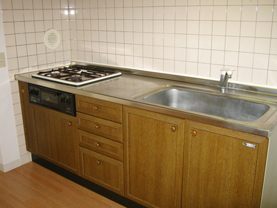 Kitchen. System kitchen! 