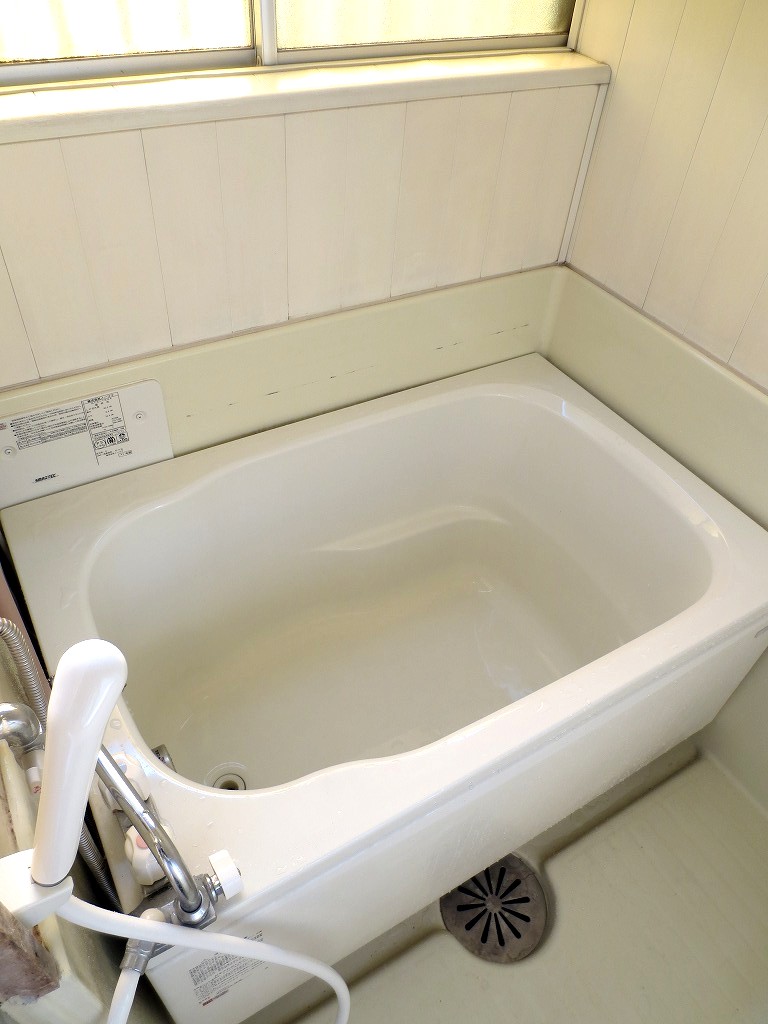 Bath. It is the bathtub of comfortable size ☆ 