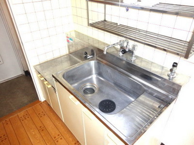 Kitchen. Gas stove can be installed