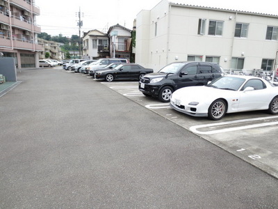 Parking lot. Is ample parking