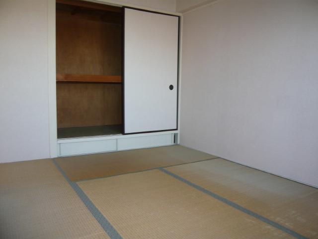 Non-living room. North 4.5 Pledge of Japanese-style room