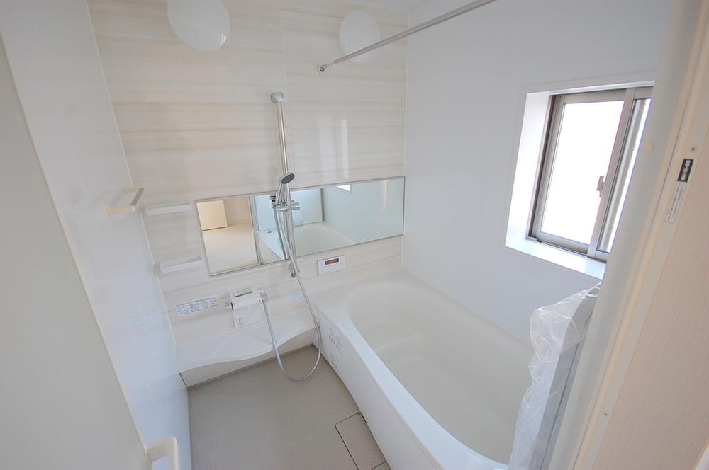 Same specifications photo (bathroom). Same specifications