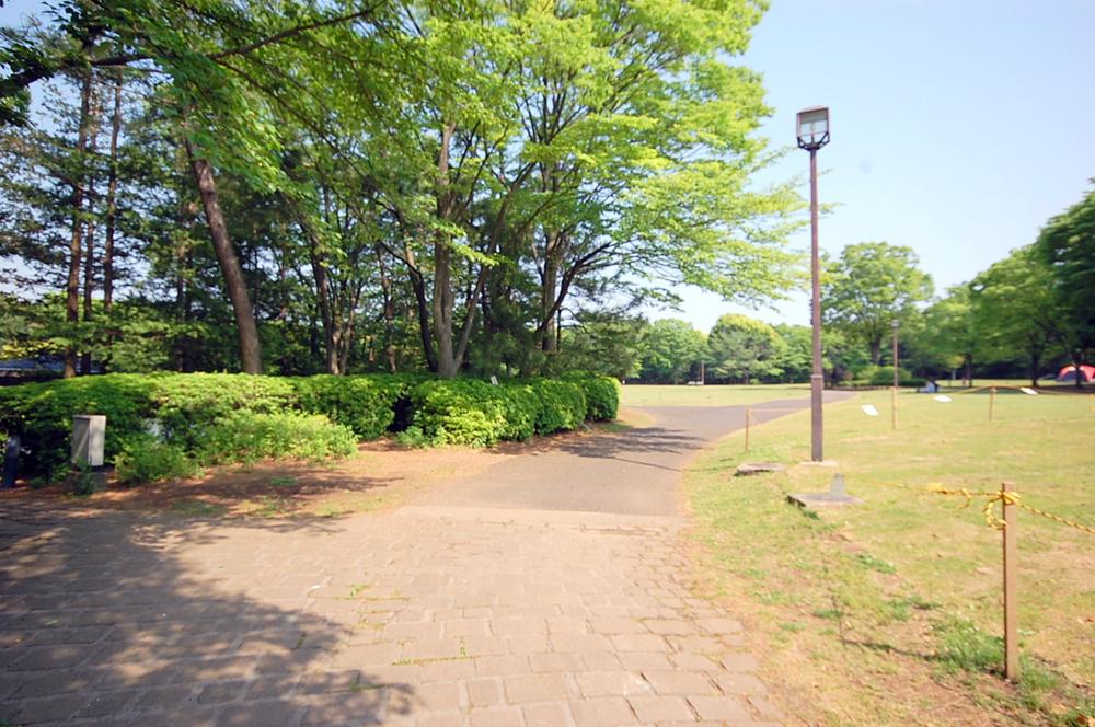 park. Uchikoshi to green space 775m