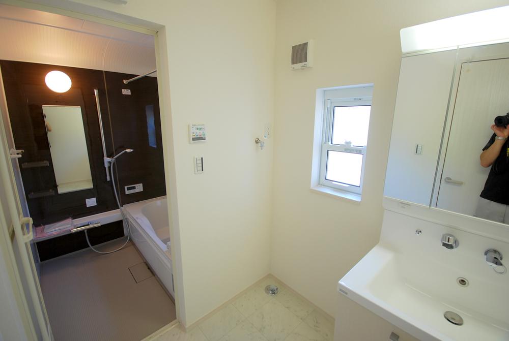 Same specifications photo (bathroom). Indoor same specifications