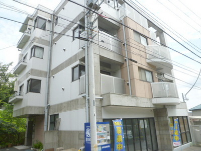 Building appearance.  ☆ A quiet residential area ☆ 