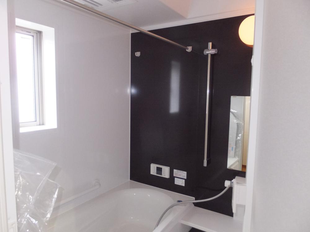 Bathroom. Indoor (11 May 2011) Shooting