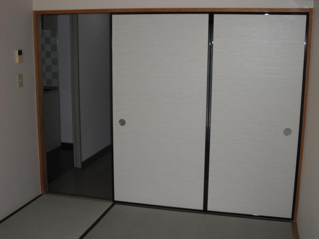 Other room space. Japanese style room