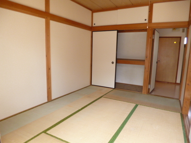 Other room space. A Japanese-style storage