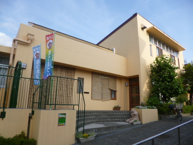 kindergarten ・ Nursery. Bear cub nursery school (kindergarten ・ 630m to the nursery)