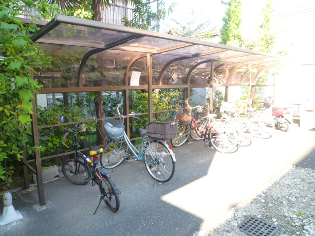 Other common areas. There is bicycle storage. 