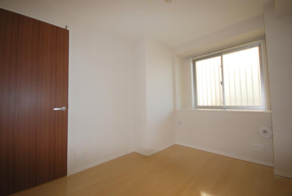 Non-living room. December 2013 shooting