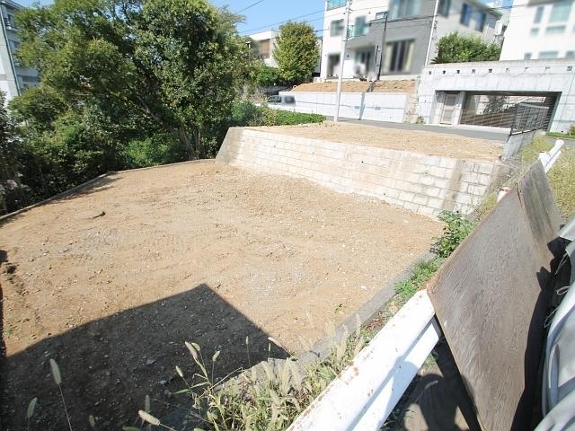 Local appearance photo. Vacant lot