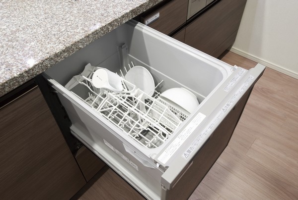 To reduce the time and effort of postprandial cleanup "dishwasher"