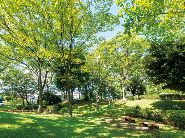 Surrounding environment. Nagayama first park (about than local 130m ・ A 2-minute walk)