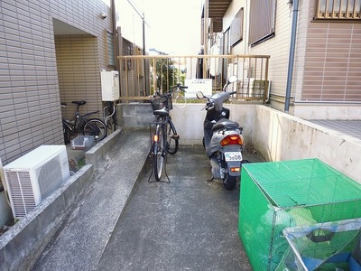 Parking lot.  ☆ It is a bicycle parking space ☆ 