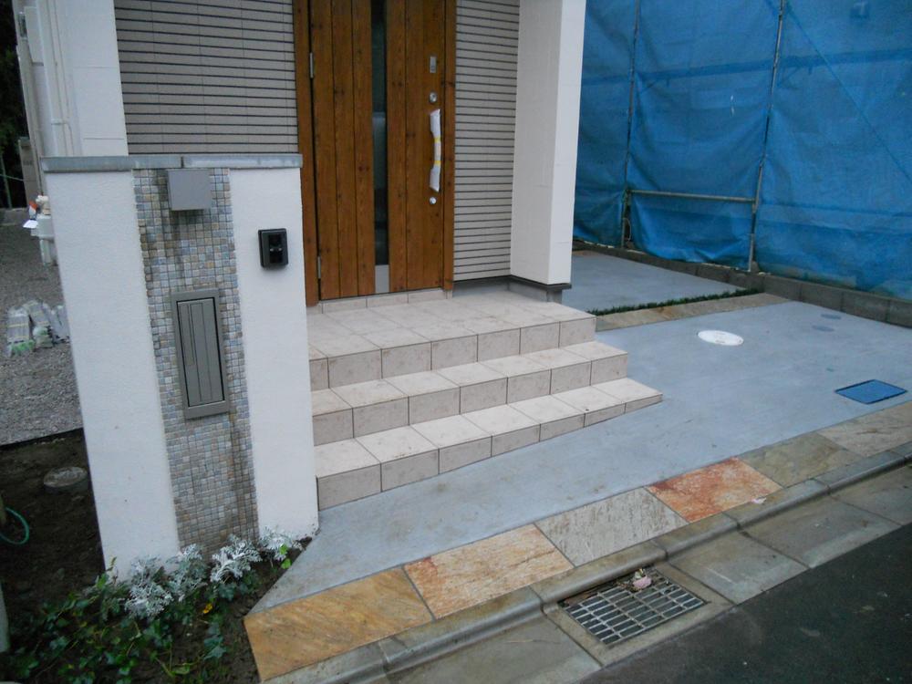 Local appearance photo. Seller enforcement example (November 2013) Shooting