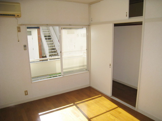 Living and room. There is also a top storage