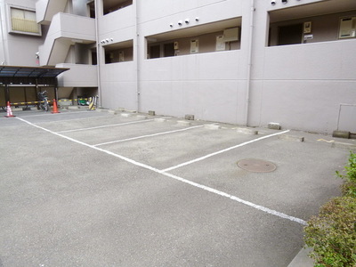 Other common areas. On-site parking