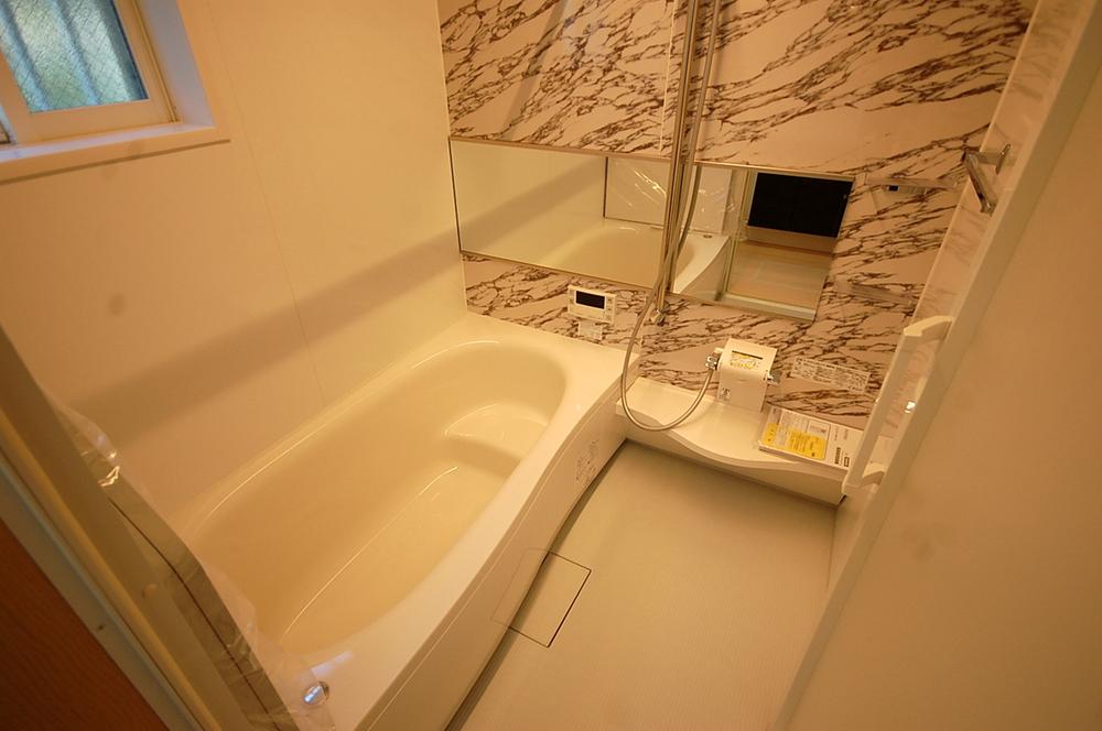 Same specifications photo (bathroom). Example of construction