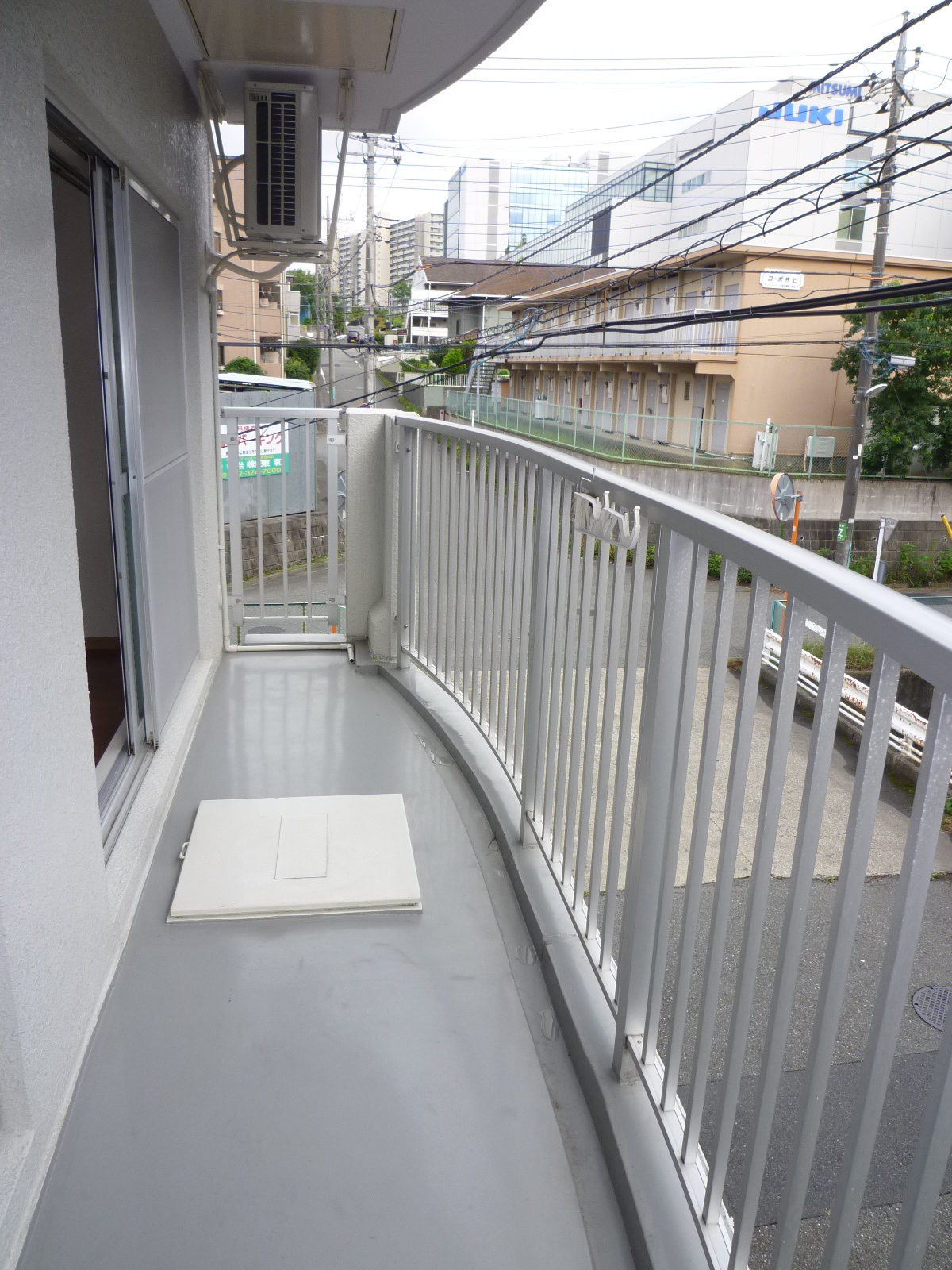 Balcony. balcony!