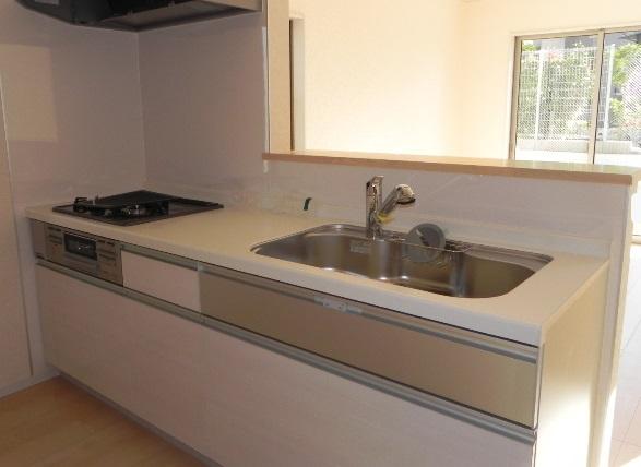 Kitchen. Amount of storage-rich and easy-to-use system Kitchen