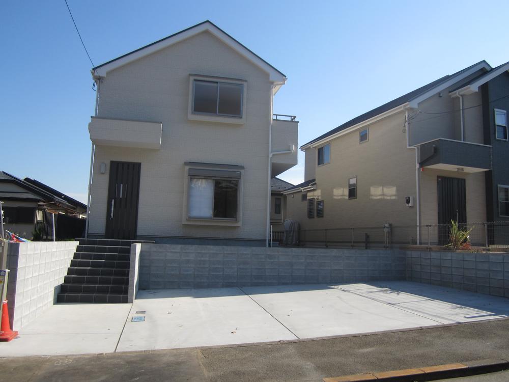 Local appearance photo. Three possible parking