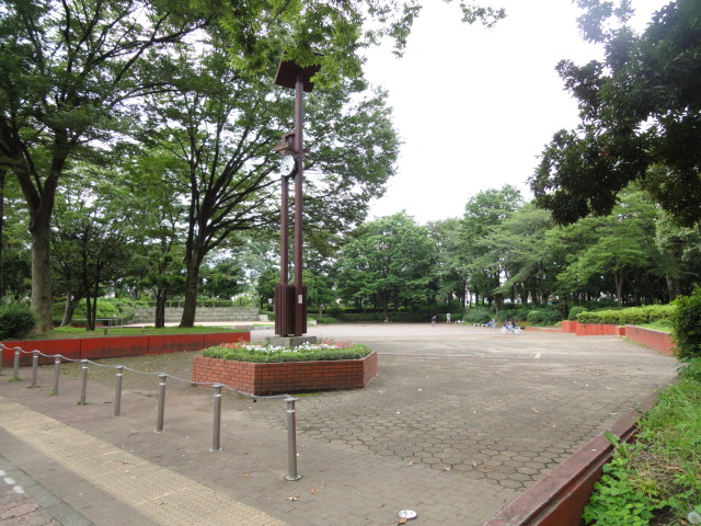 park. 4899m to Hinochuo park (park)
