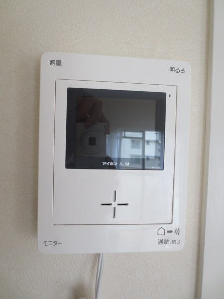 Other Equipment. Monitor with intercom installation