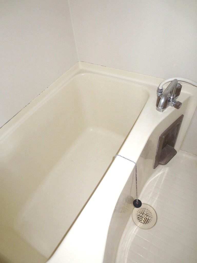 Bath. Spacious bathtub ☆