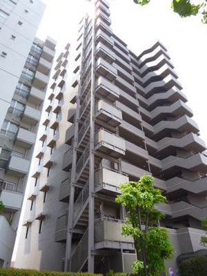 Building appearance. High-rise apartment