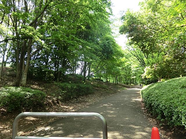 park. 567m to large Yato park