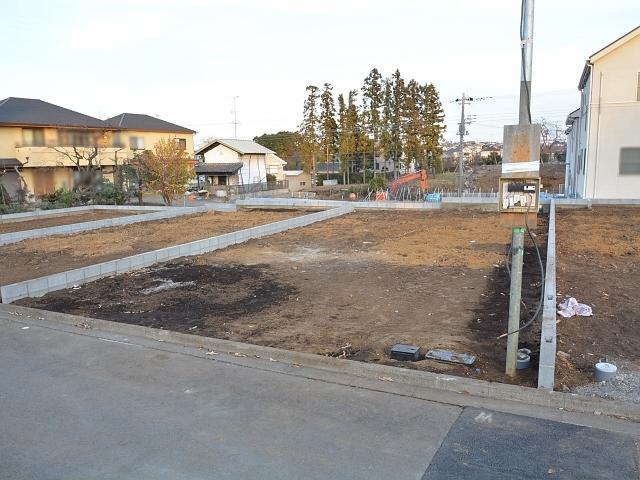 Local appearance photo. Building 3 Vacant lot