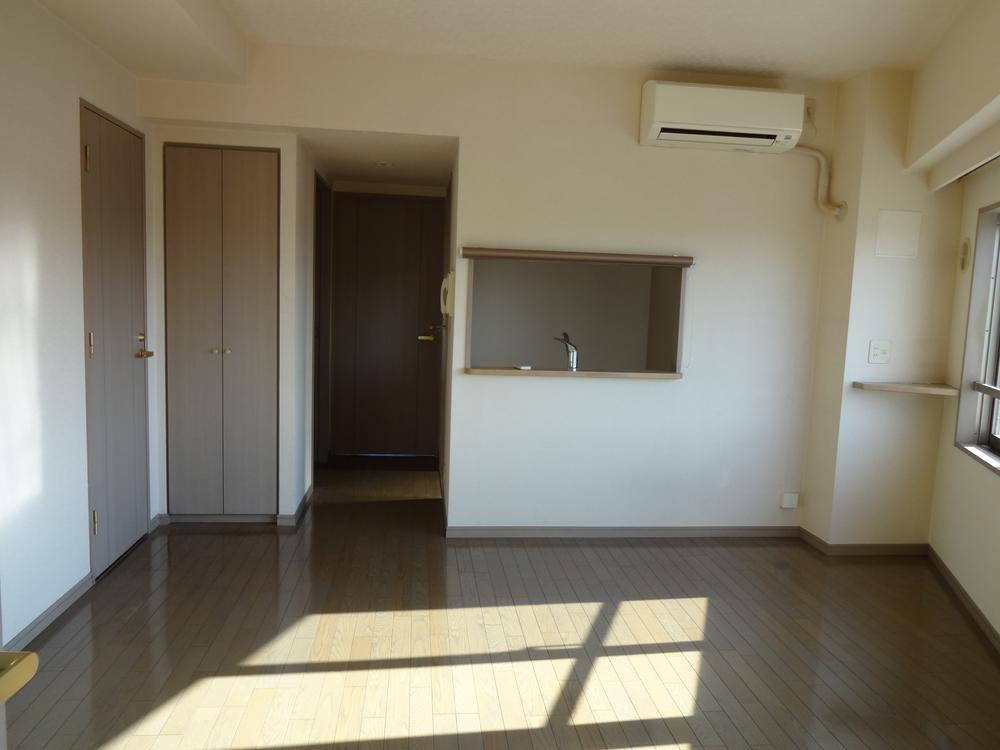 Living. Indoor (11 May 2013) Shooting