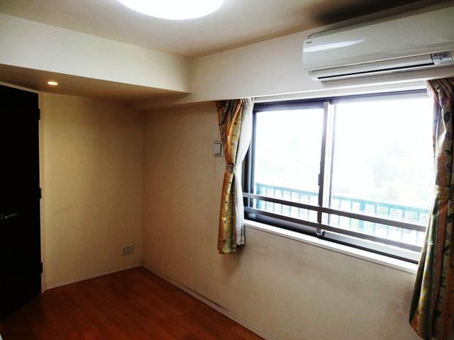 Non-living room. Western-style 6.2 Pledge (June 2013) Shooting