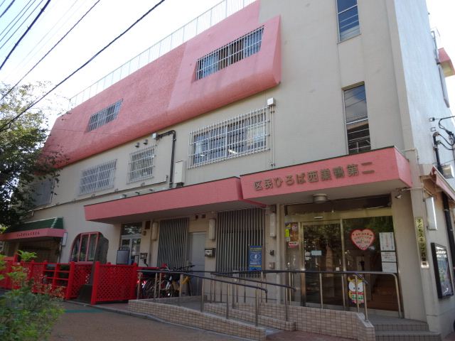 kindergarten ・ Nursery. Nishi-sugamo kindergarten (kindergarten ・ To nursery school) 500m