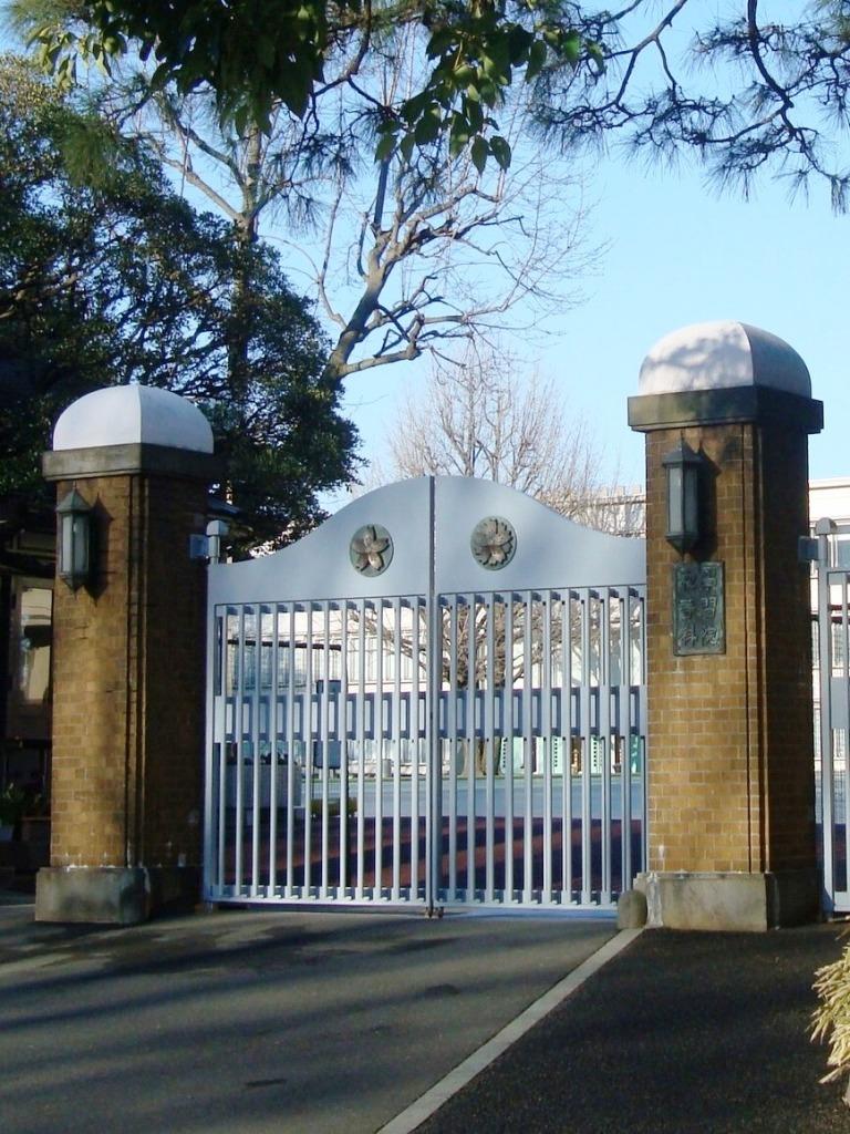 high school ・ College. Private Gakushuin 701m to higher family