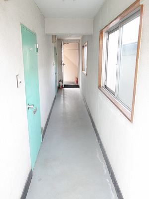 Other common areas. Corridor