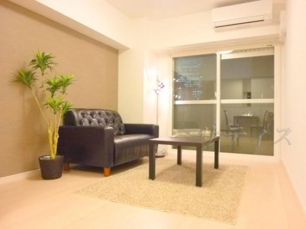 Non-living room. Bright Western-style