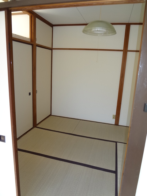 Other room space. Japanese-style room 4.5 tatami