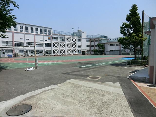 Primary school. 328m to Toshima Ward Asahi Elementary School