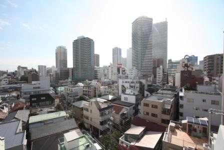 View photos from the dwelling unit. View from the site (November 2013) Shooting