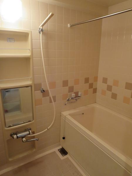 Bathroom. The bathrooms are tiled specification