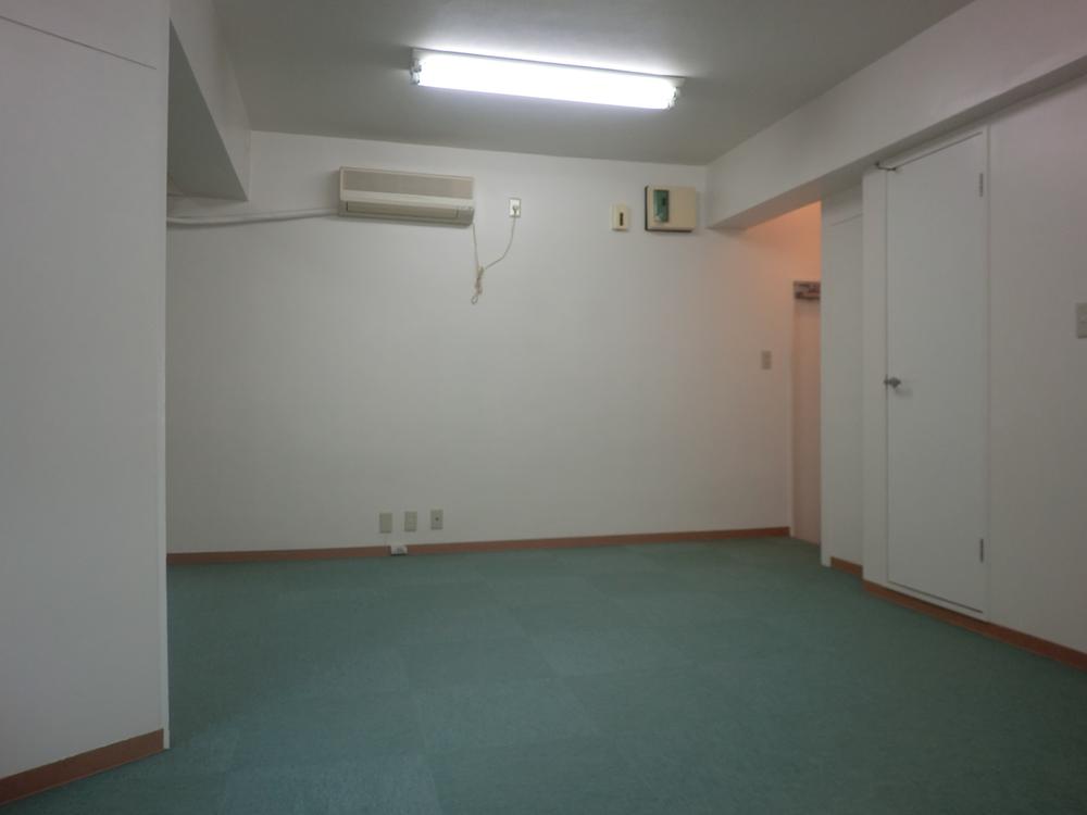 Living. Indoor (12 May 2013) Shooting