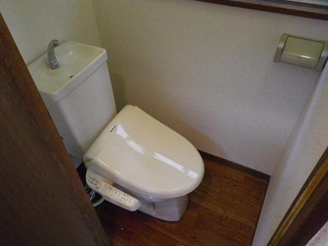 Toilet