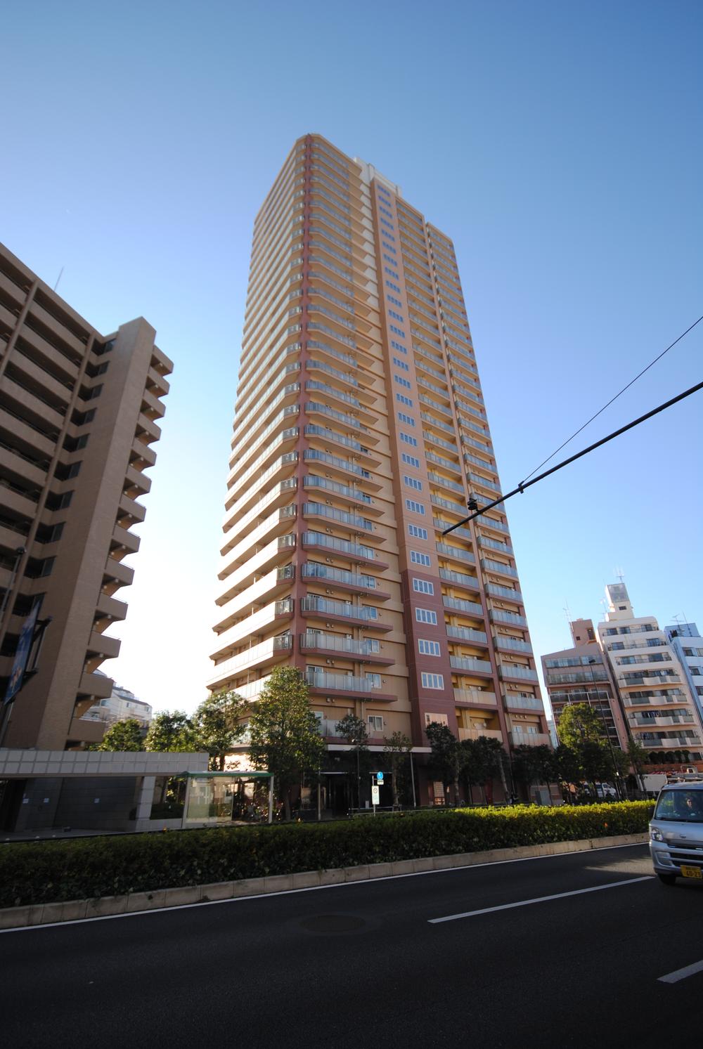 Local appearance photo. Local (11 May 2012) shooting