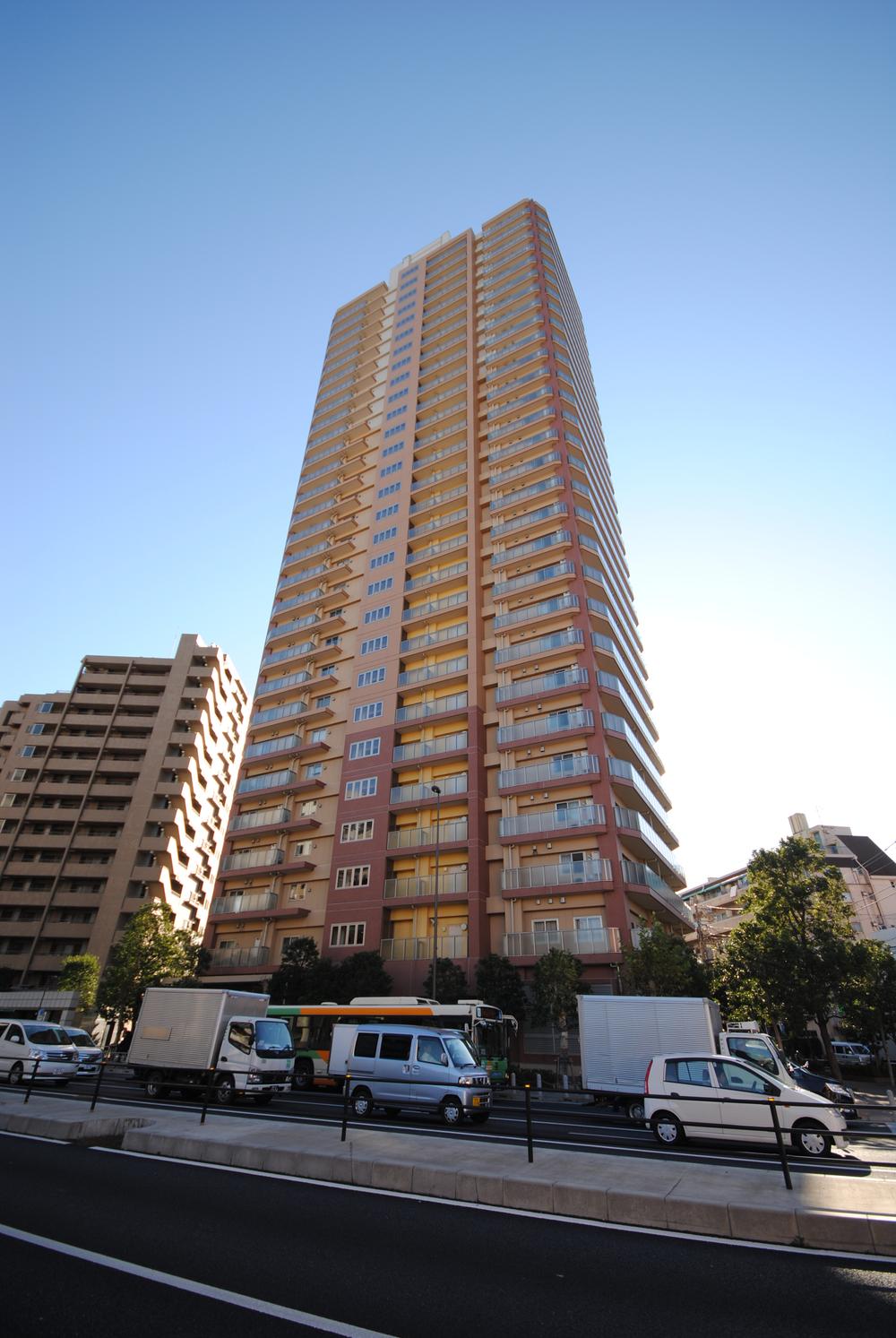 Local appearance photo. Local (11 May 2012) shooting